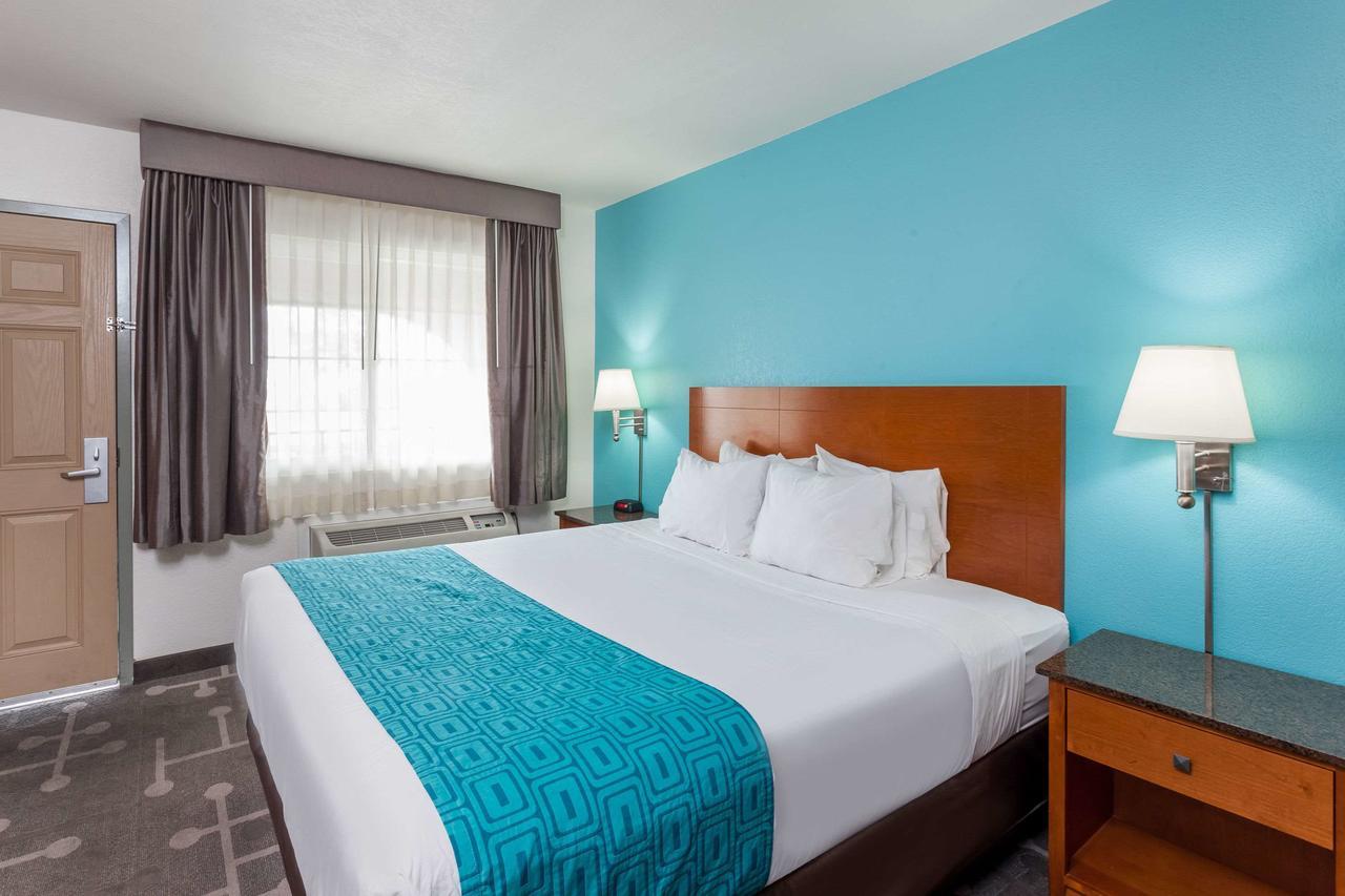 Howard Johnson By Wyndham National City/San Diego South Exterior foto